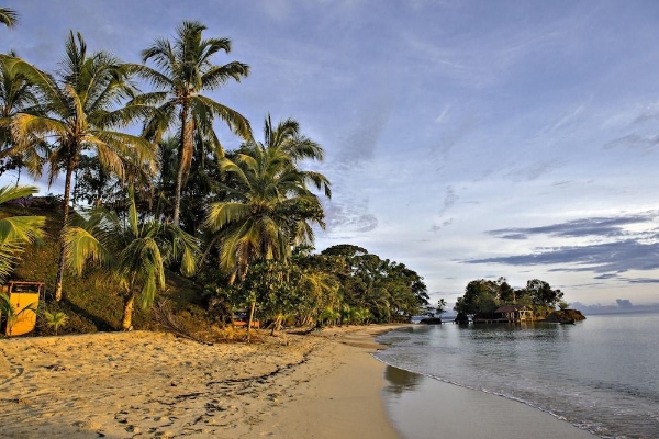 Hotel Popa Paradise Beach Resort (Bocas del Toro )